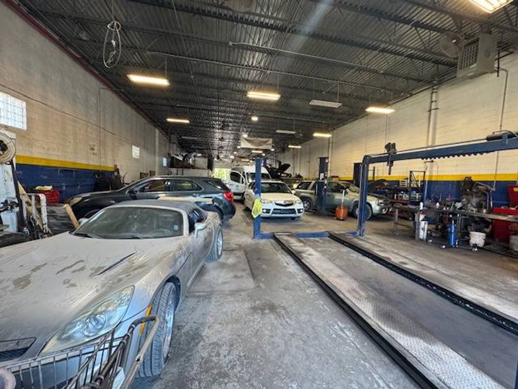 Photo of 227 Veterans Rd, Staten Island, NY 10309 (MLS # 11595247)