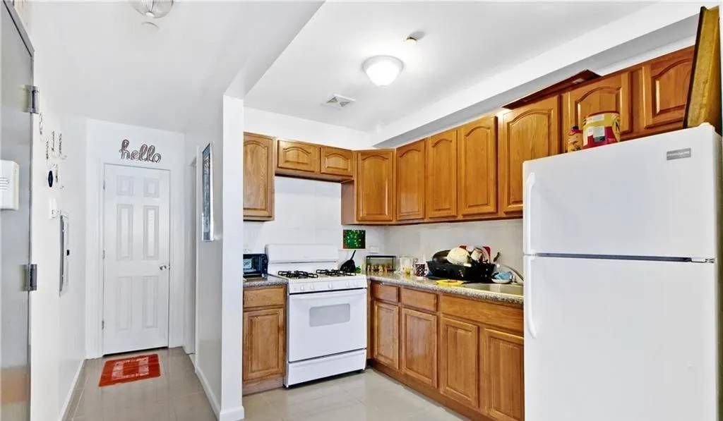 Photo of 778 Livonia Avenue, Brooklyn, NY 11207 (MLS # 11665200)