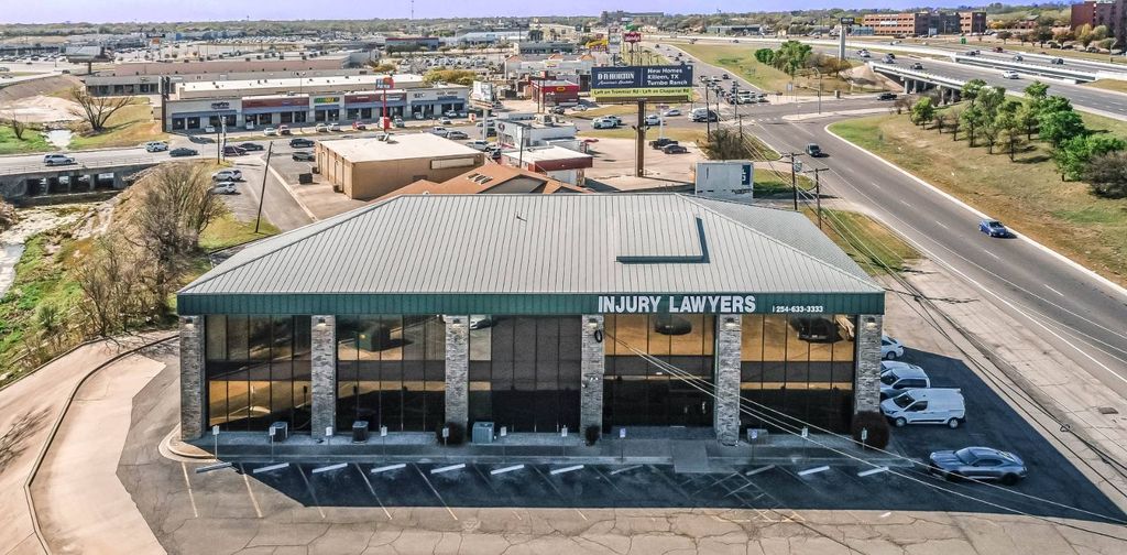 Photo of 2210 E Central Texas Expressway #Suite 204, Killeen, TX 76543 (MLS # 11775366)
