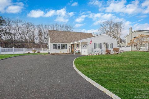 Photo of 158 Spiral Road, Holtsville, NY 11742 (MLS # 11655585)