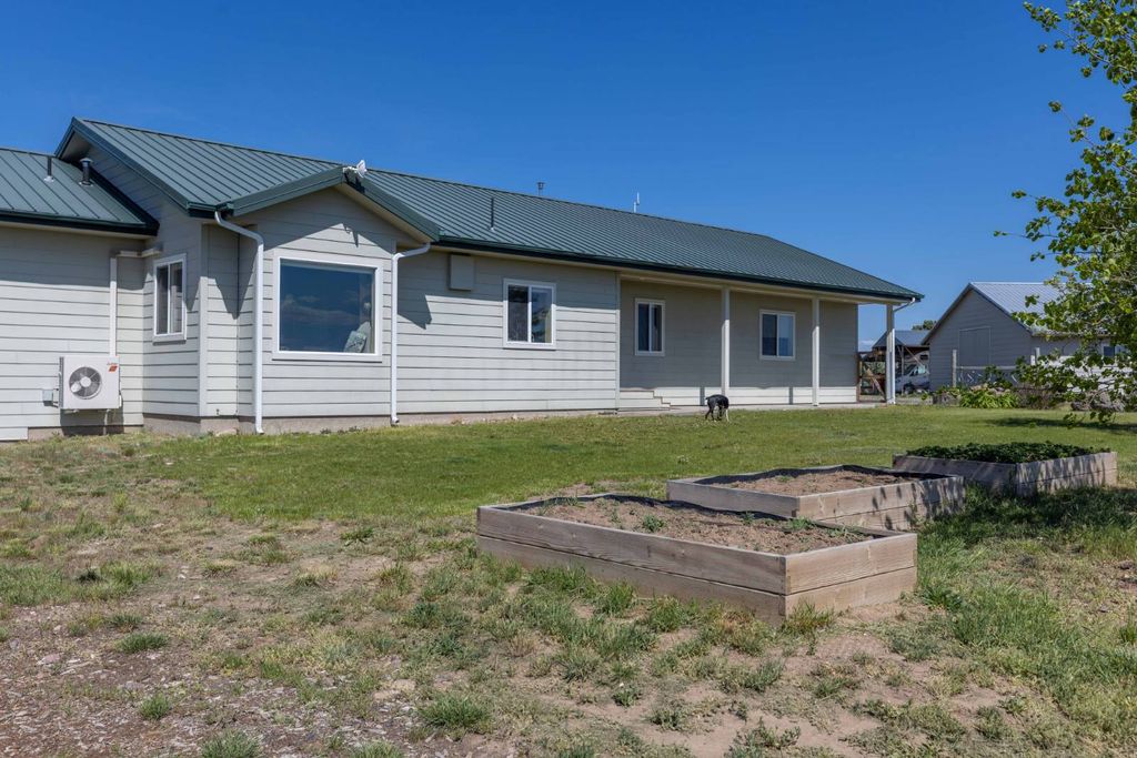 Photo of 67608 Rawhide Road, Hines, OR 97738 (MLS # 11742195)