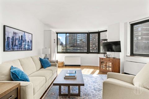 Photo of 2000 Broadway #7H, New York, NY 10023 (MLS # 11689887)