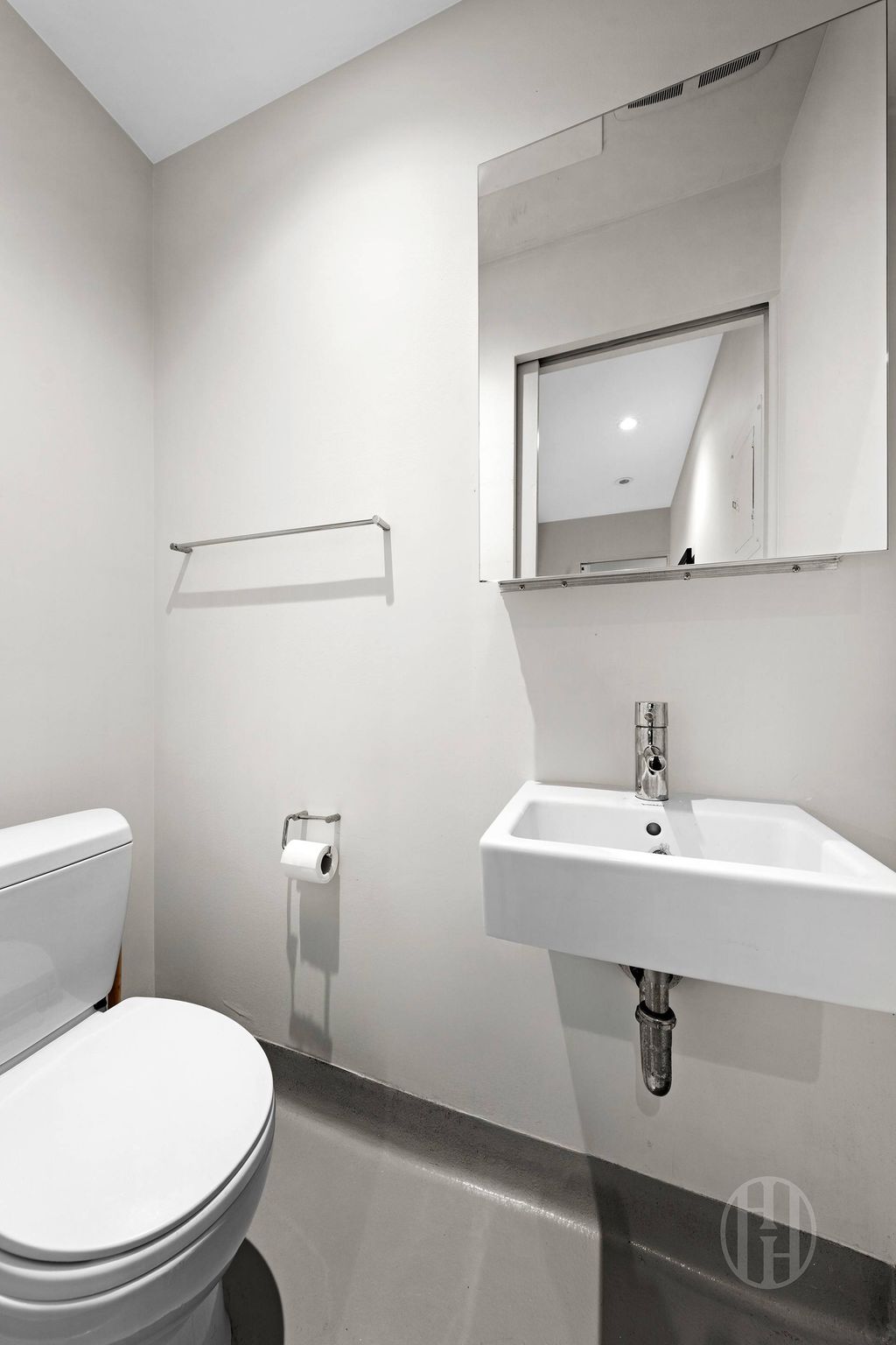 Photo of 367 West 49th Street #TH1D, New York, NY 10023 (MLS # 11658321)