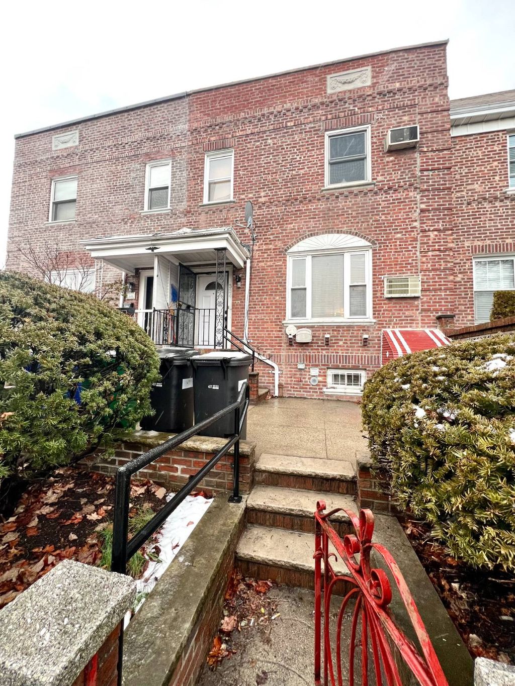 Photo of 334 Bay 13th St, Brooklyn, NY 11214 (MLS # 11655803)