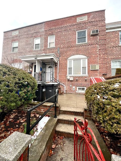 Photo of 334 Bay 13th St, Brooklyn, NY 11214 (MLS # 11655803)