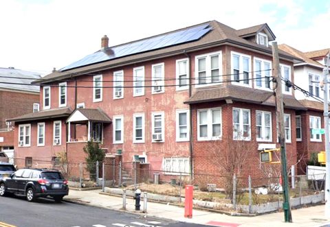 Photo of 3149 Buhre Ave, Bronx, NY 10461 (MLS # 11737017)