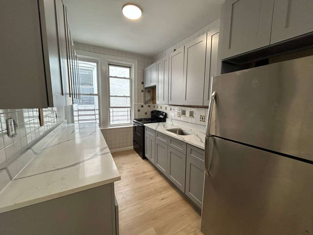 Photo of 2116 Virgil Pl #2, Bronx, NY 10473 (MLS # 11913043)