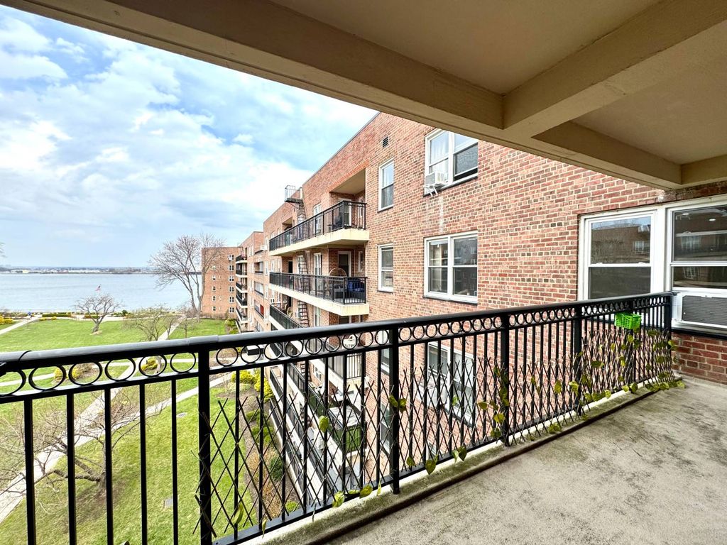 Photo of 16241 Powells Cove Boulevard #5C, Whitestone, NY 11357 (MLS # 11683953)