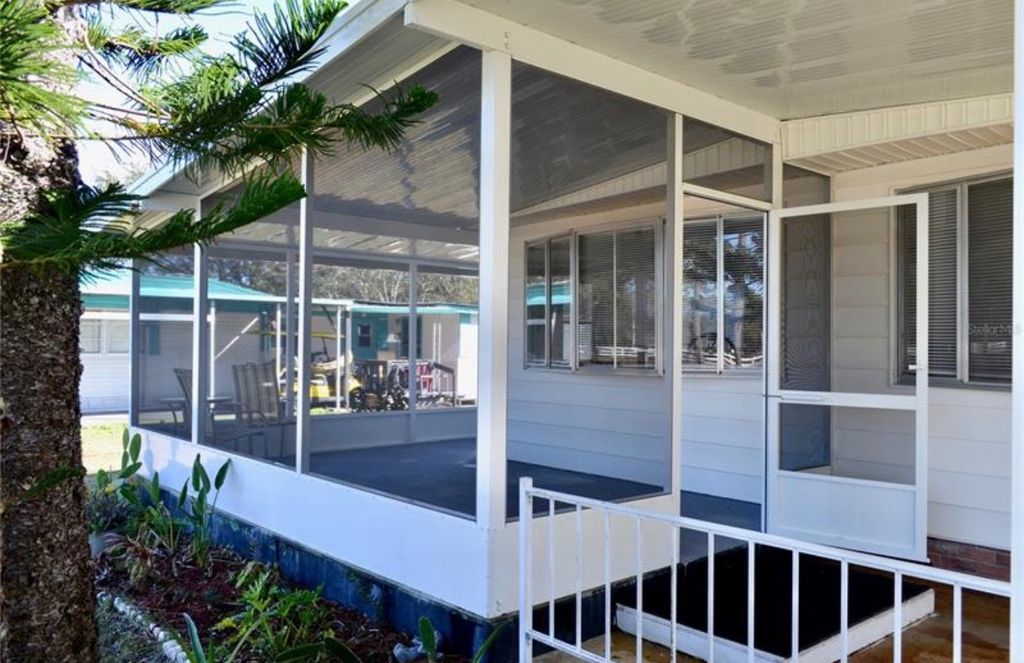 Photo of 1044 Overlook Dr, Deland, FL 32724 (MLS # 11654749)