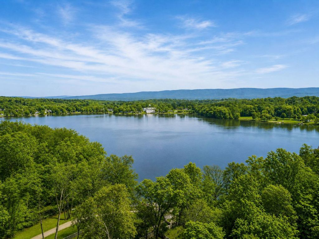 Photo of 9 Easy Street, Hopewell Junction, NY 12533 (MLS # 11747184)