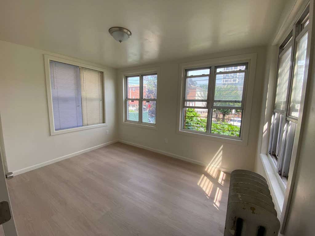 Photo of 2222 Newbold Ave, Bronx, NY 10462 (MLS # 11915863)