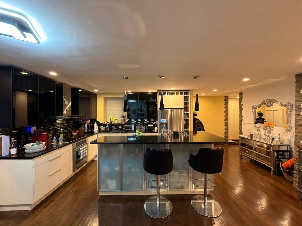 Photo of 540 Ocean Parkway #6D, Brooklyn, NY 11218 (MLS # 11681691)