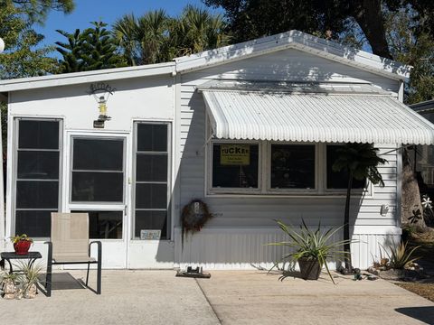 Photo of 9455 108th Ave #238, Vero Beach, FL 32967 (MLS # 11633098)