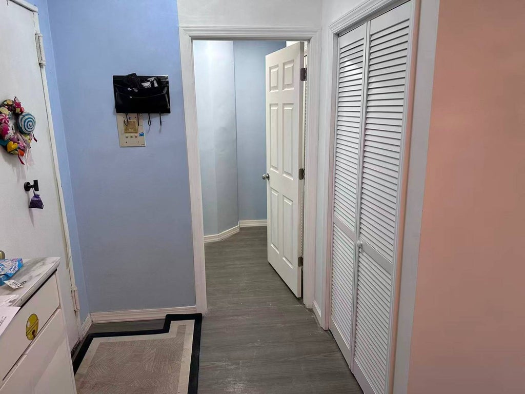 Photo of 4240 Bowne St #5H, Flushing, NY 11355 (MLS # 11866541)