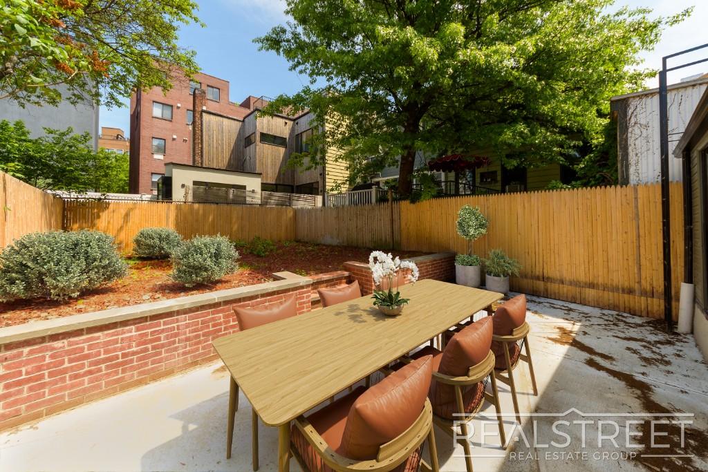 Photo of 422 Humboldt Street #1, BROOKLYN, NY 11211 (MLS # 11926308)