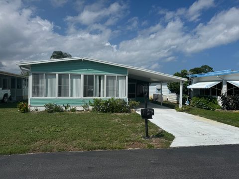 Photo of 20 Camino Real Ct, Edgewater, FL 32132 (MLS # 11650878)
