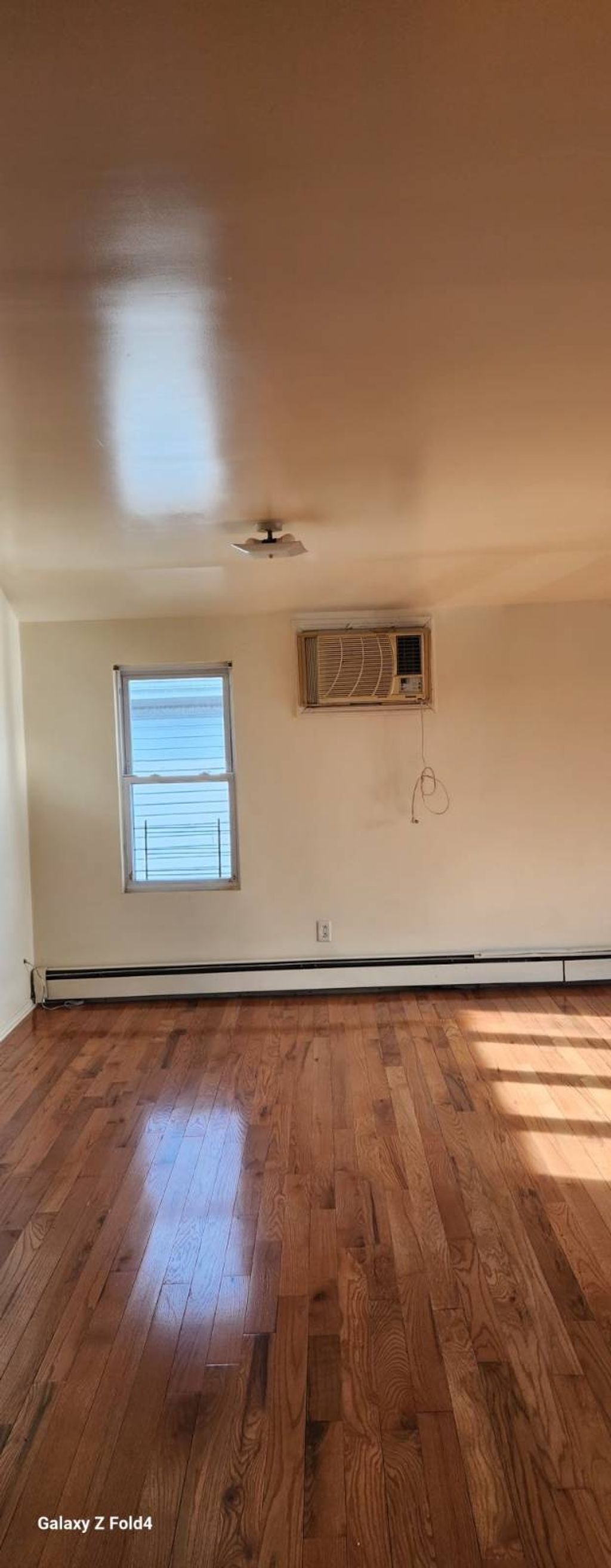 Photo of 24509 148 Rd, Rosedale, NY 11422 (MLS # 11641625)