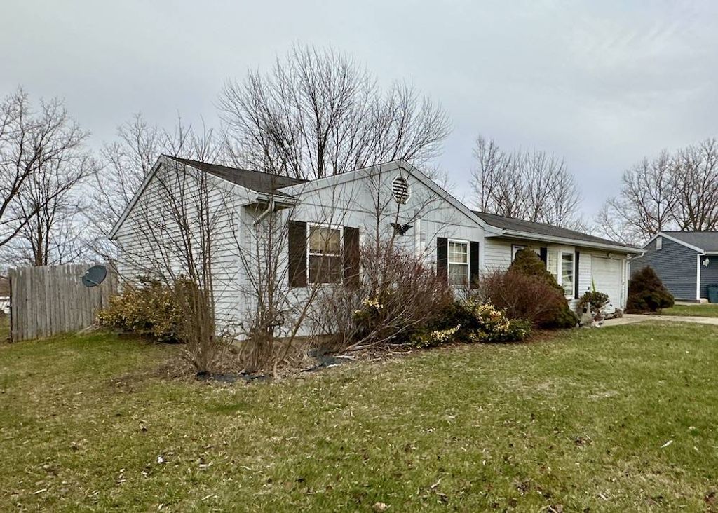 Photo of 10843 Mohawk Ct, Sidney, OH 45365 (MLS # 11618600)