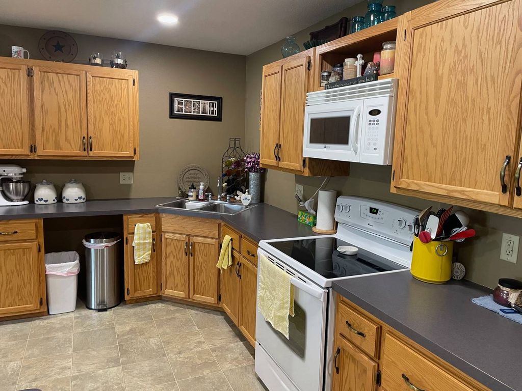 Photo of 819 Brown Street, Jackson, MN 56143 (MLS # 11679614)