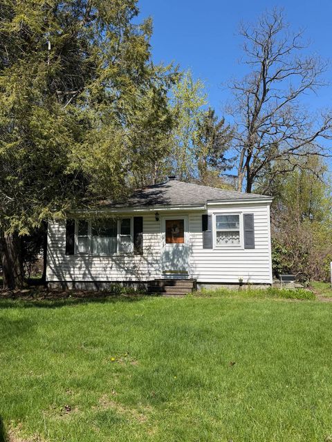 Photo of 1062 6th St, Schenectady, NY 12303 (MLS # 11732380)