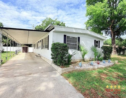 Photo of 926 N Colonial Circle, Daytona Beach, FL 32117 (MLS # 11824589)