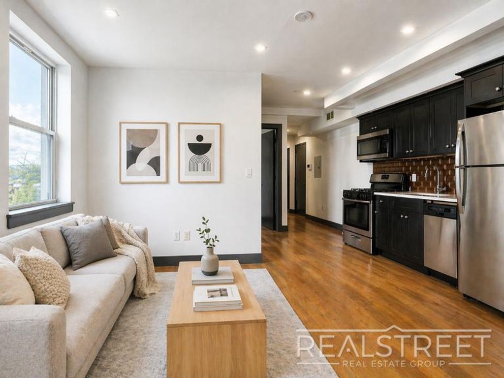 Photo of 1322 Prospect Place #3D, BROOKLYN, NY 11213 (MLS # 11739833)