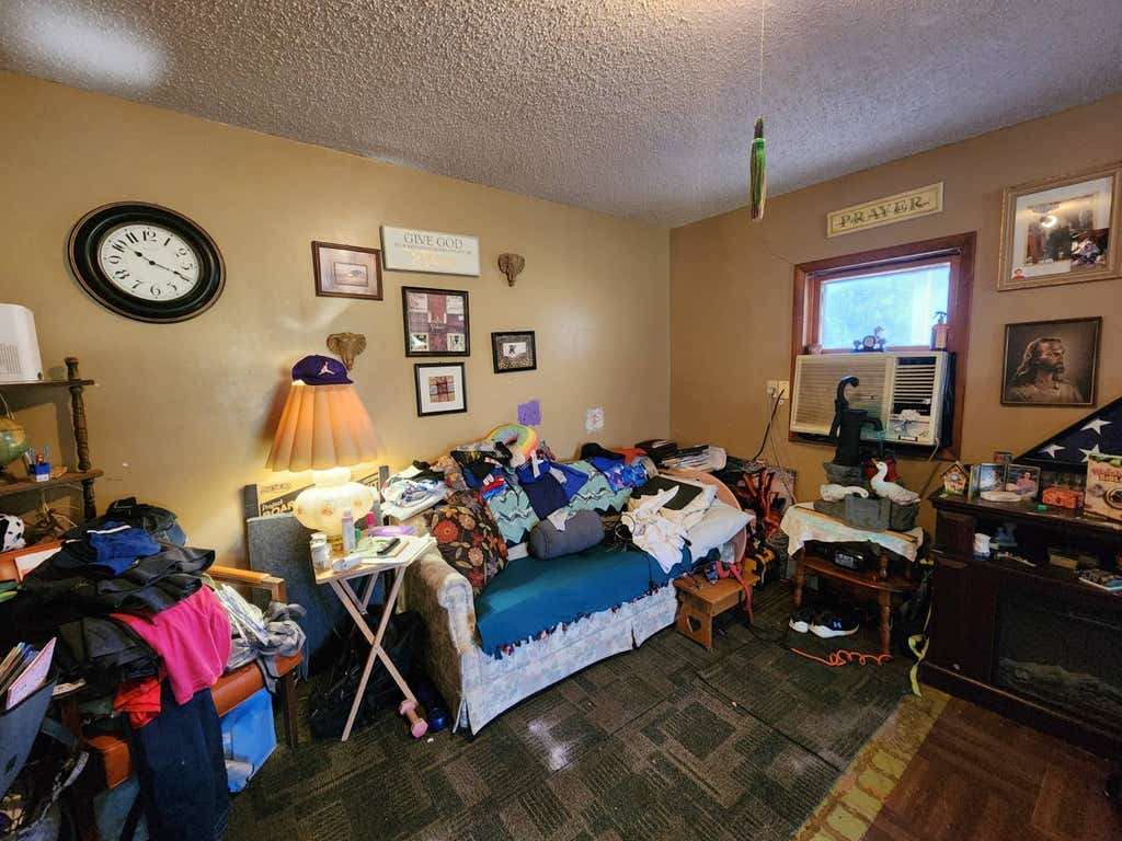 Photo of 801 W 11th ST, Harper, KS 67058 (MLS # 11940054)