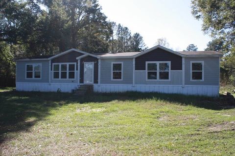 Photo of 37958 Falcon Wood Dr #20, Denham Springs, LA 70706 (MLS # 11655765)