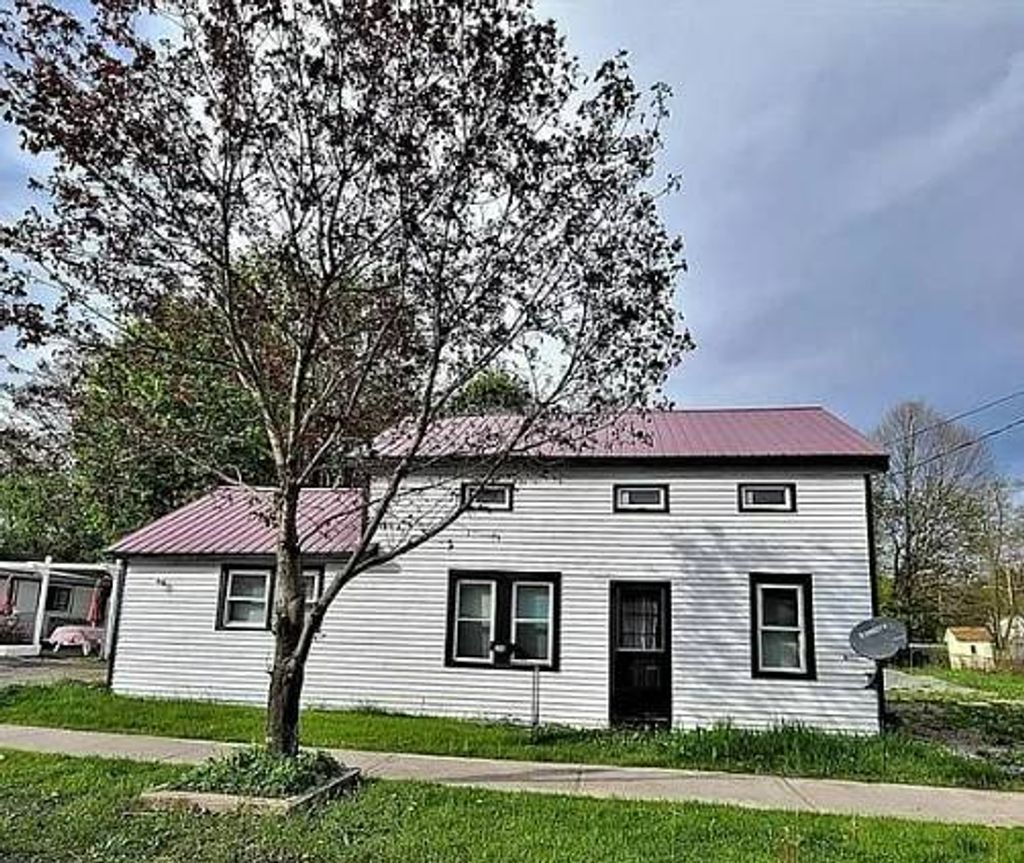 Photo of 56 Sullivan St, WURTSBORO, NY 12790 (MLS # 11654030)