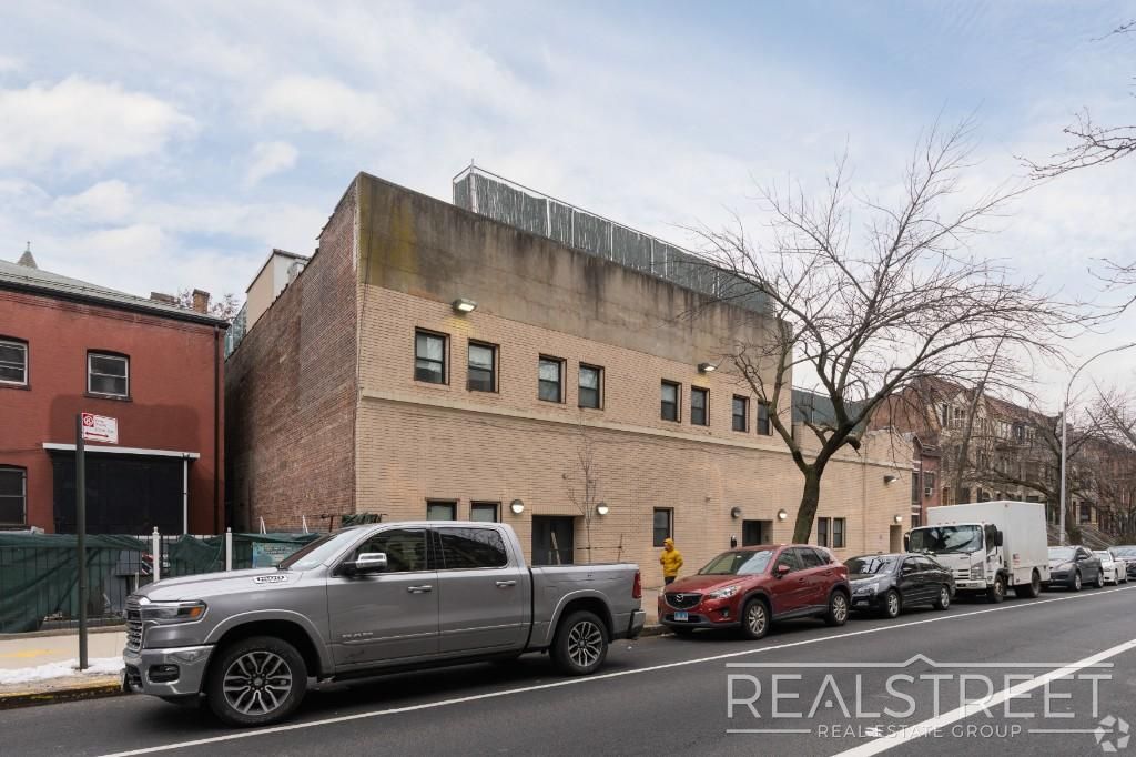 Photo of 1173 Bergen Street #C, BROOKLYN, NY 11213 (MLS # 11661574)