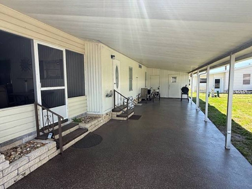 Photo of 507 Caper Street, Sebring, FL 33872 (MLS # 11679086)