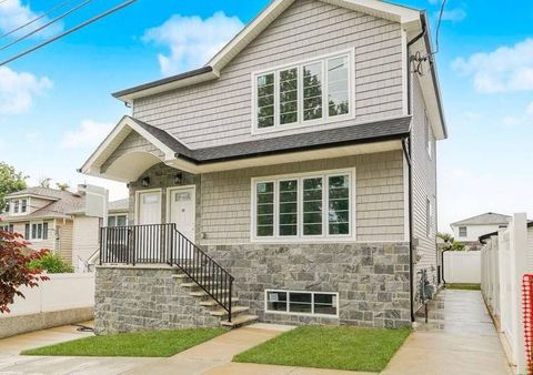 Photo of 69 Nashville Street, Staten island, NY 10307 (MLS # 11677838)