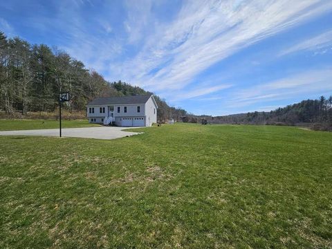 Photo of 380 Mashentuck Rd, Killingly, CT 06239 (MLS # 11662480)