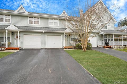 Photo of 18 Summerfield Circle, Central Islip, NY 11722 (MLS # 11677691)