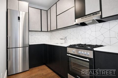 Photo of 96 Himrod St #2F, BROOKLYN, NY 11221 (MLS # 11680683)