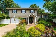 Photo of 41 Chelsea Place, Deer Park, NY 11729 (MLS # 11935395)