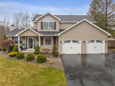 Photo of 79 Dewey Ave, Mechanicville, NY 12118 (MLS # 11683520)