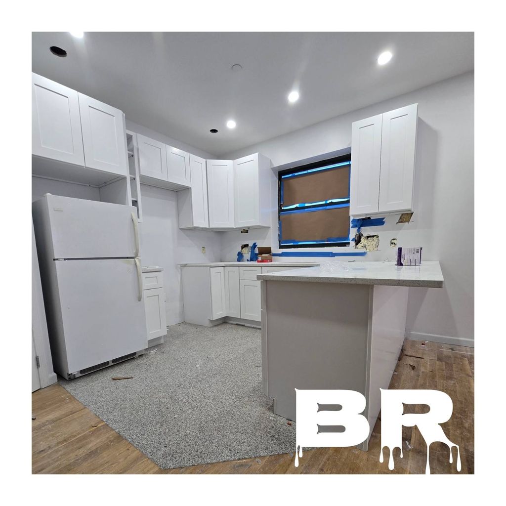 Photo of 1111 Sheepshead Bay Rd #1R, Brooklyn, NY 11229 (MLS # 11676416)