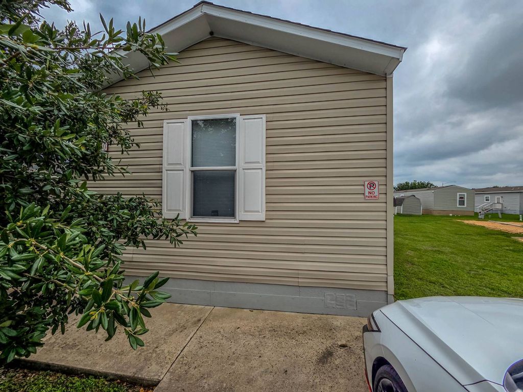 Photo of 113400 Los Robles Circle, Del Valle, TX 78617 (MLS # 11740641)