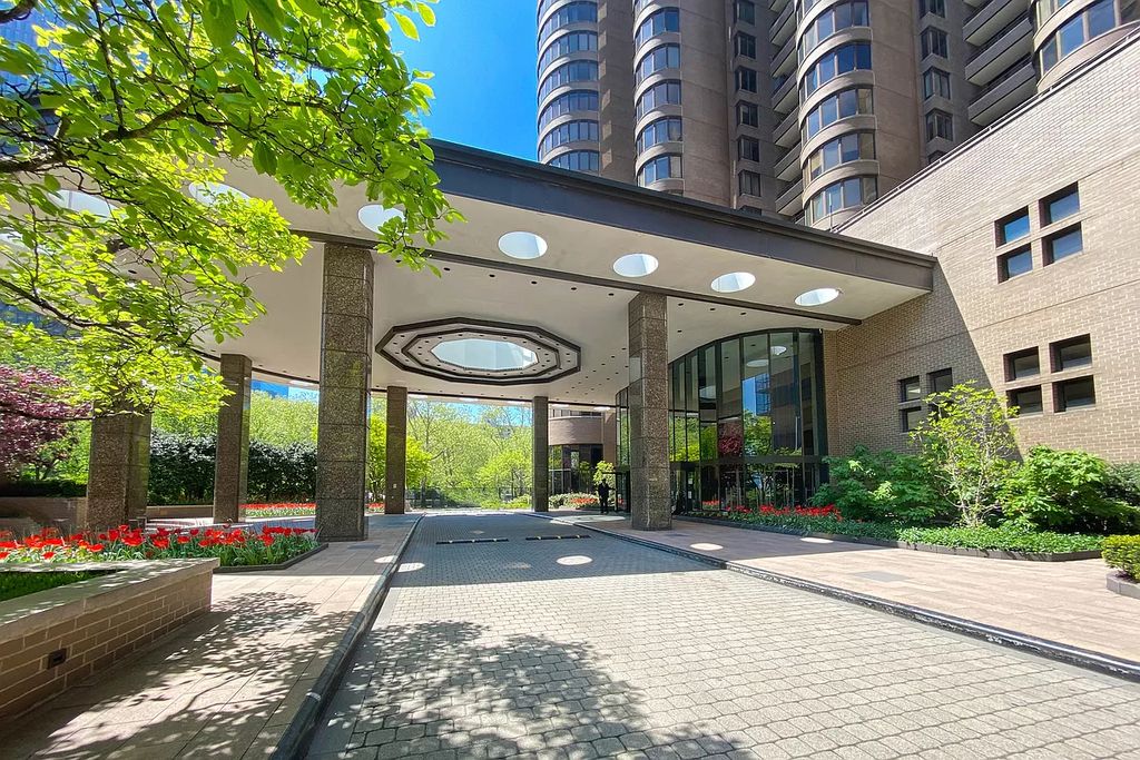 Photo of 330 East 38th Street #17P, New York, NY 10016 (MLS # 11676122)