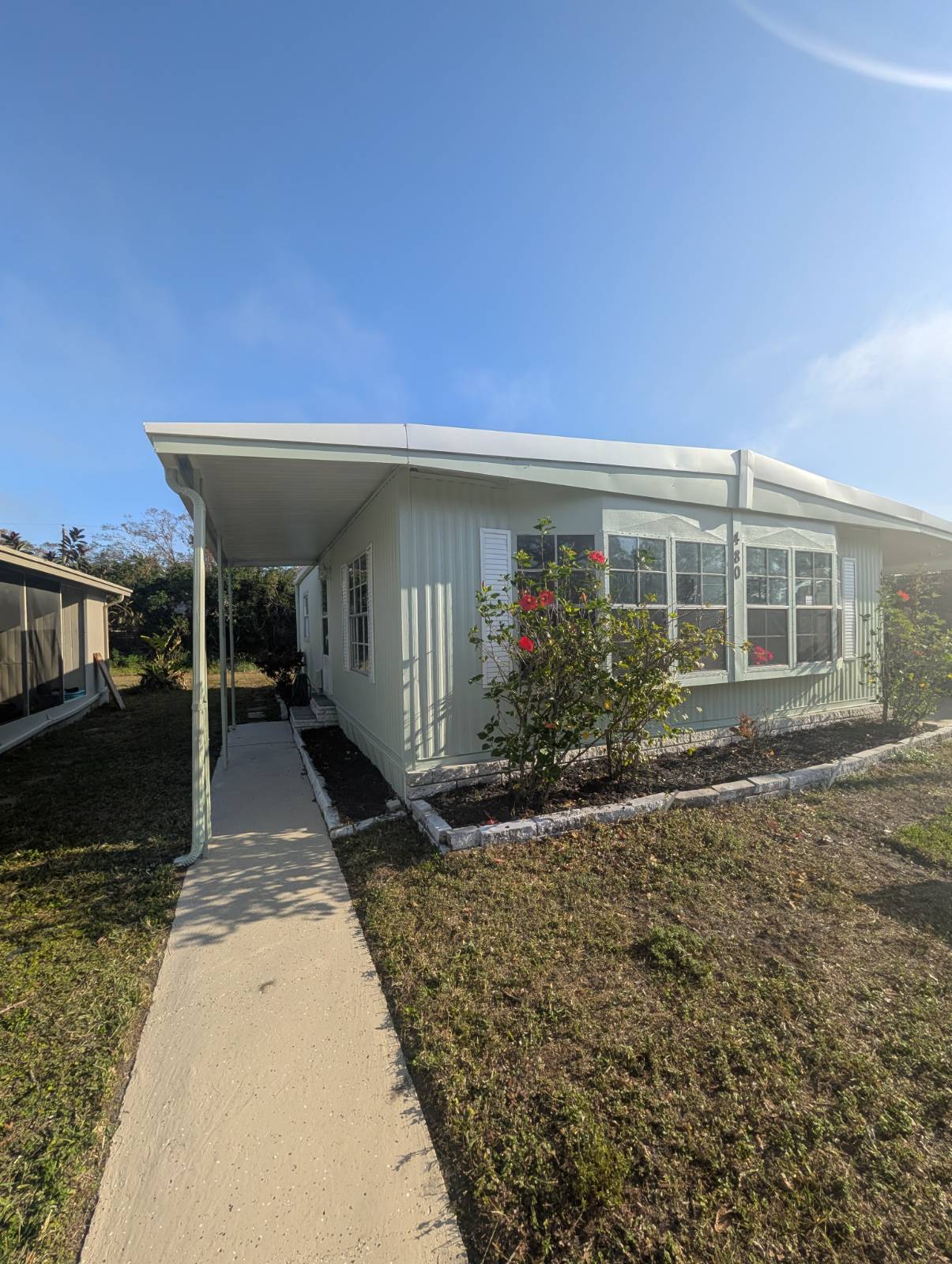 7501 142nd Ave N 480