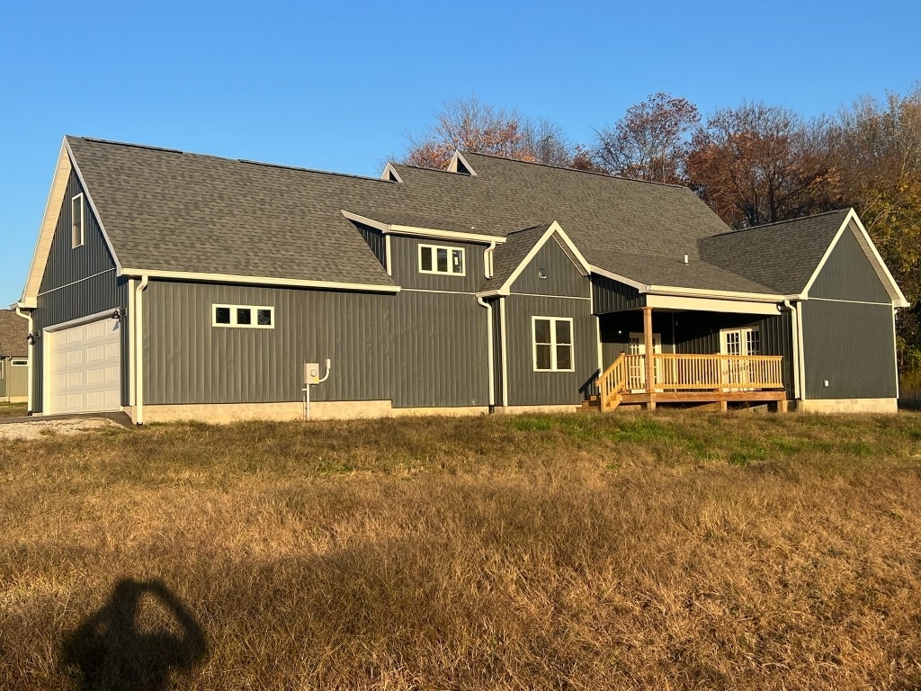 Photo of 196 Hocker St, Beaver Dam, KY 42320 (MLS # 11841187)
