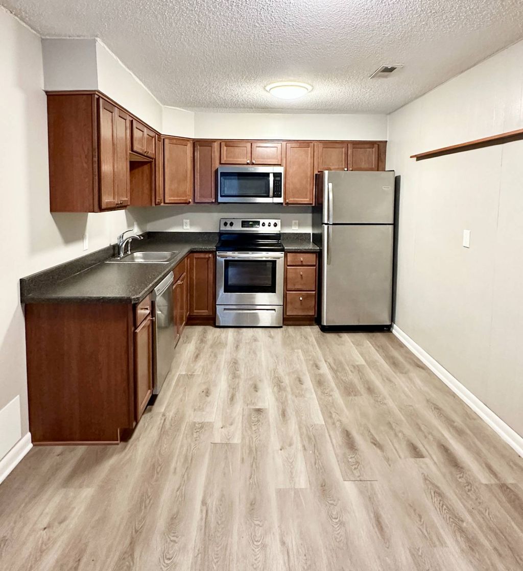 Photo of 1552 Helderberg Ave #13, Rotterdam, NY 12306 (MLS # 11619006)