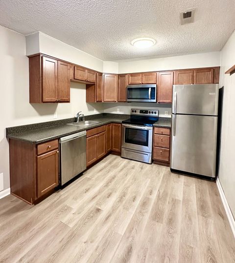 Photo of 1552 Helderberg Ave #13, Rotterdam, NY 12306 (MLS # 11619006)