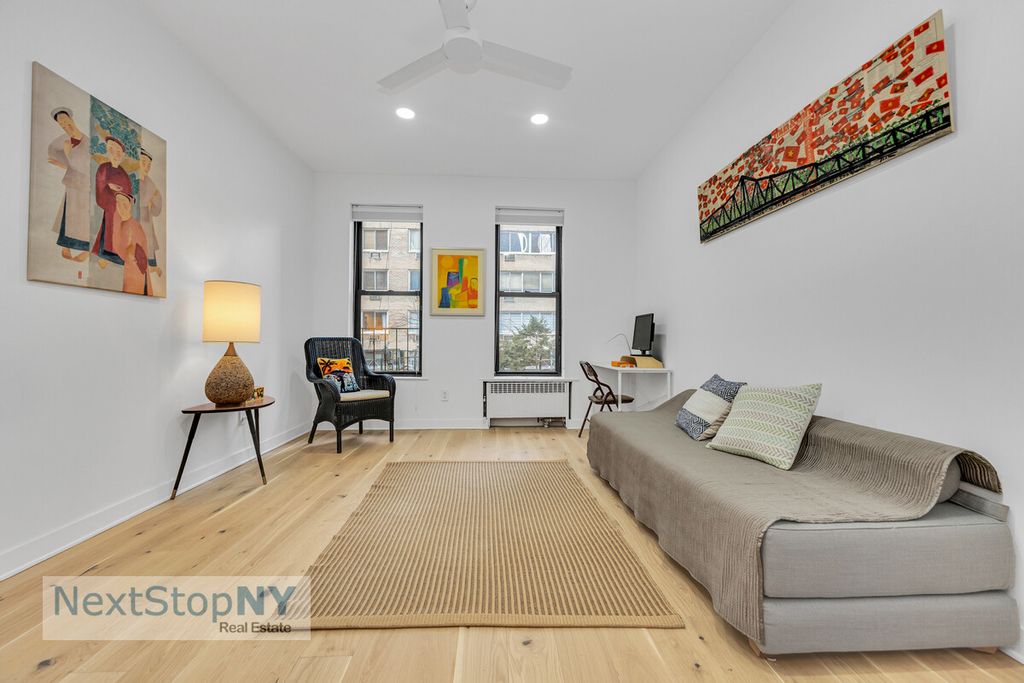Photo of 235 East 54th Street #2B, New York, NY 10022 (MLS # 11639545)
