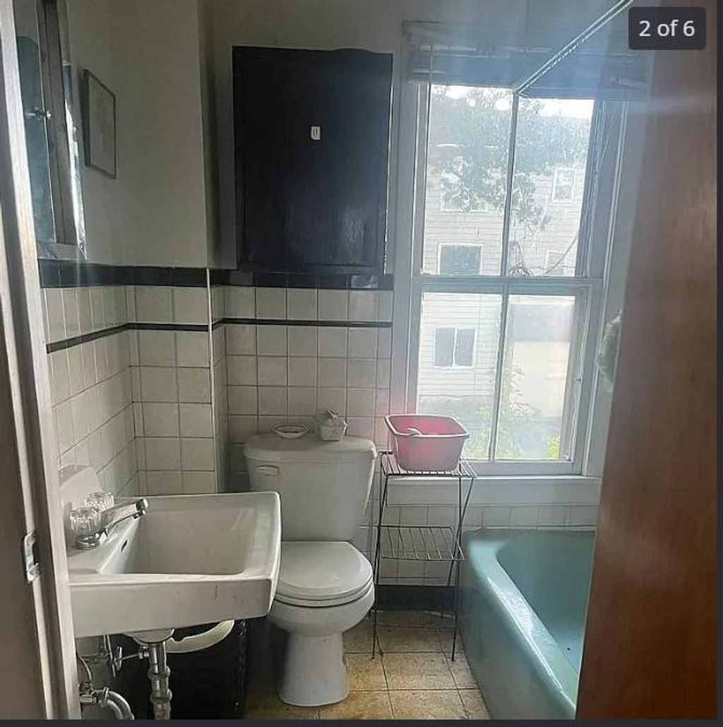 Photo of 7 Charlotte St, Binghamton, NY 13905 (MLS # 11619550)