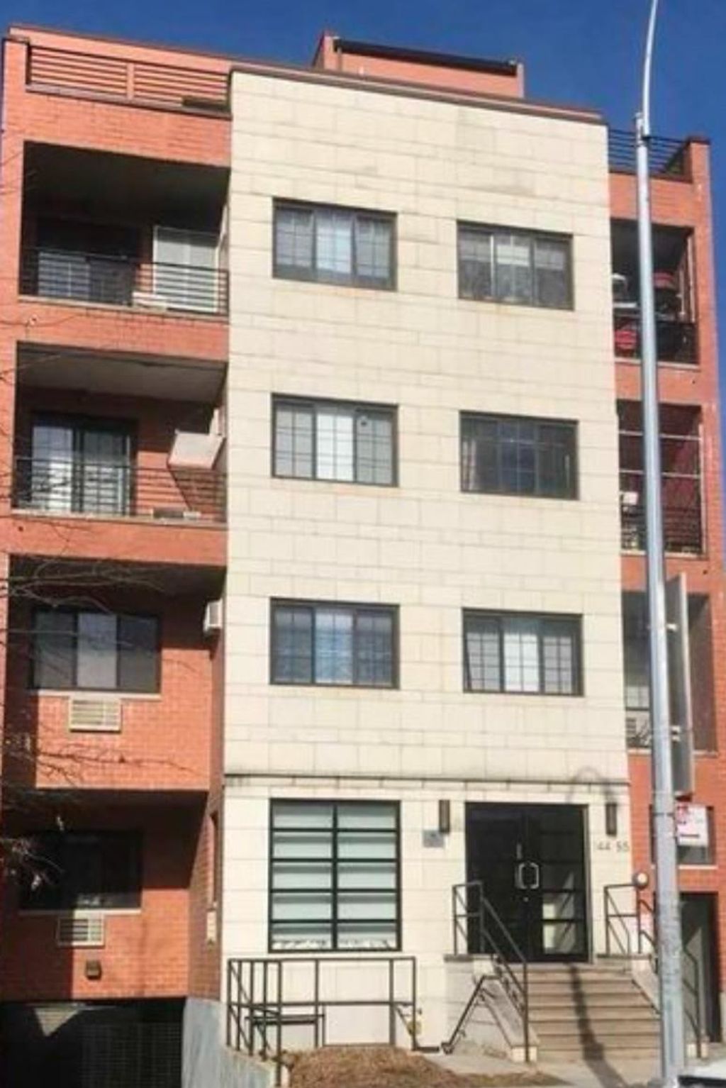 Photo of 14485 Roosevelt Ave #2D, FLUSHING, NY 11354 (MLS # 11610024)