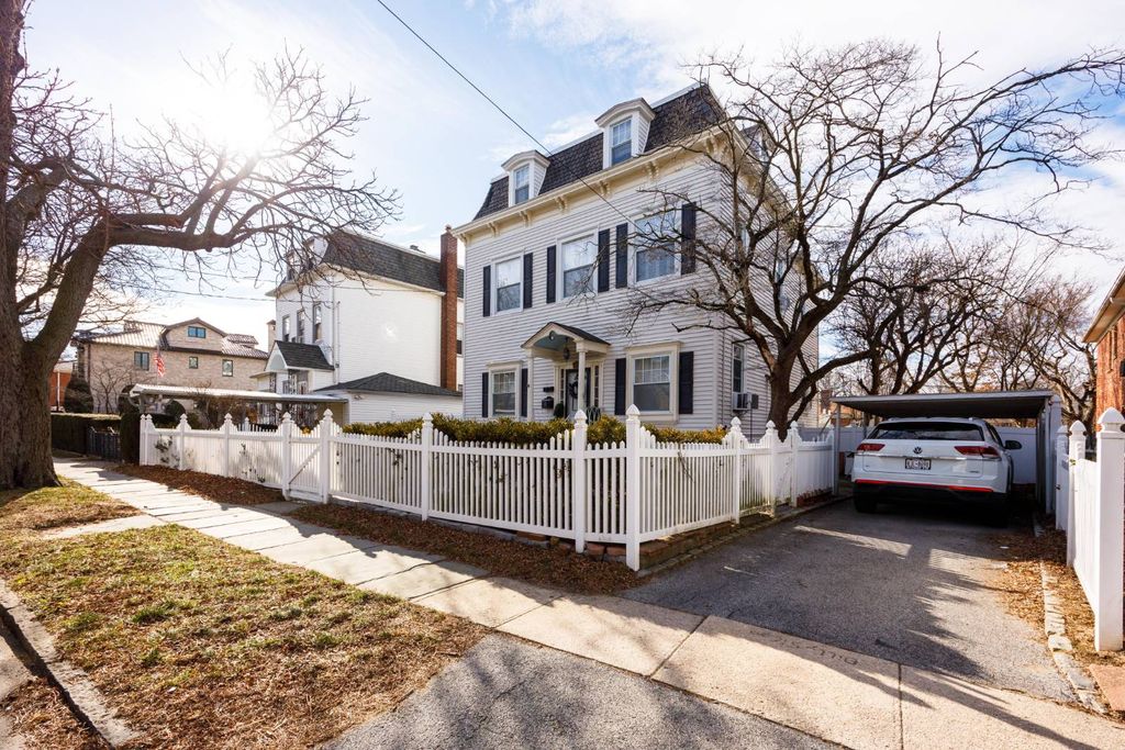 Photo of 324 150th Street, Whitestone, NY 11357 (MLS # 11641591)