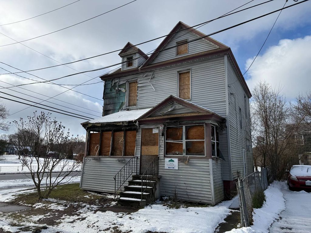 Photo of 330 Hatch St &amp; Brighton Ave W St, Syracuse, NY 13205 (MLS # 11617190)