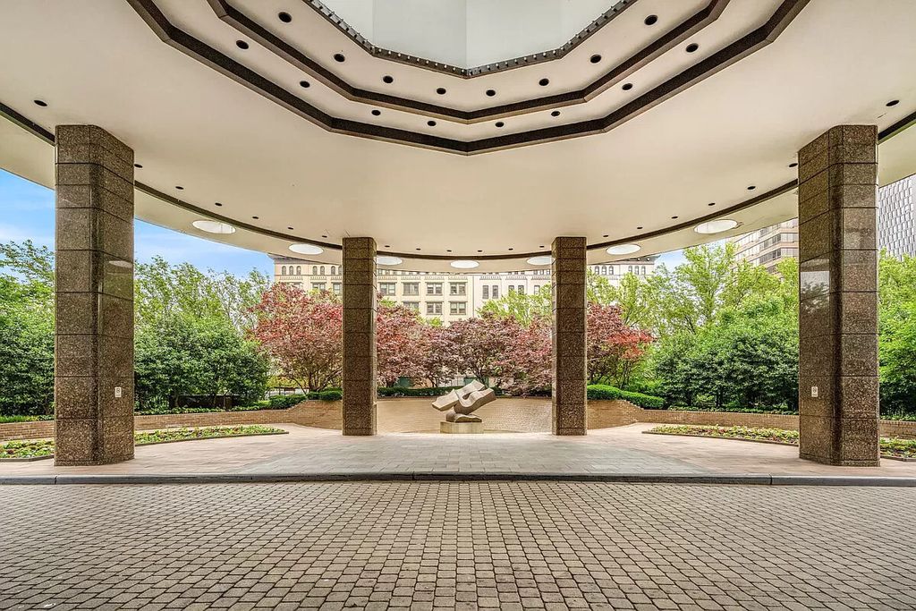 Photo of 330 East 38th Street #47B, New York, NY 10016 (MLS # 11595489)